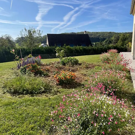 Le Calme De La Campagne A Deux Pas De Paris Vert (Yvelines)